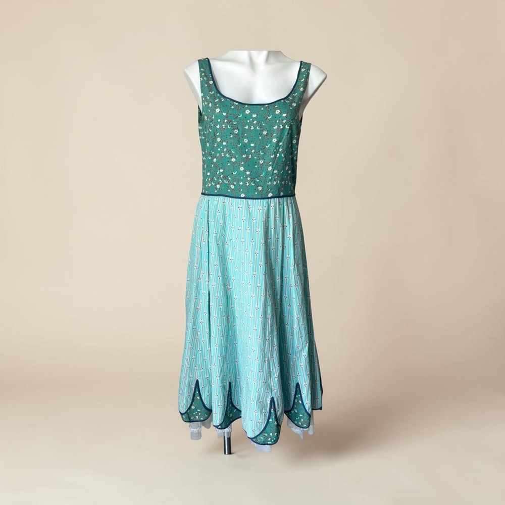 Snak Anthropologie Size 10 Mixed Dainty‎ Floral Scalloped Hem Ruffle Underskirt